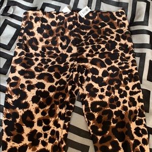 Leopard leggings NWT
